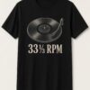 33⅓ RPM Vinyl Turntable unisex t-shirt in black with turntable with a vinyl record and tonearm